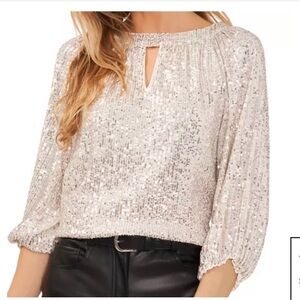 Vince Camuto Women's Keyhole Detail Raglan Sleeve Top